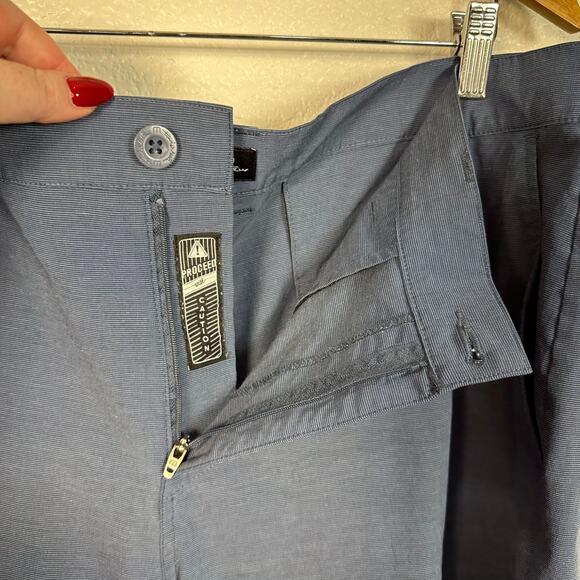 Travis Mathew Mens Beck Golf Shorts 10” in Vintage Indigo Blue Size 40 - Picture 8 of 11